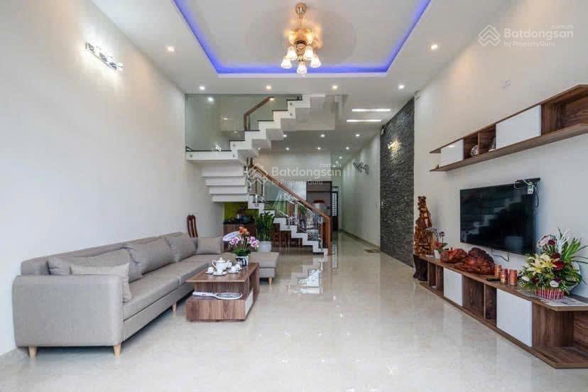 Kèo thơm xuất hiện, nhà 2 lầu sổ riêng thổ cư 100%. 1 sẹc đường lộ gần ngay trạm thu phí p.bửu long