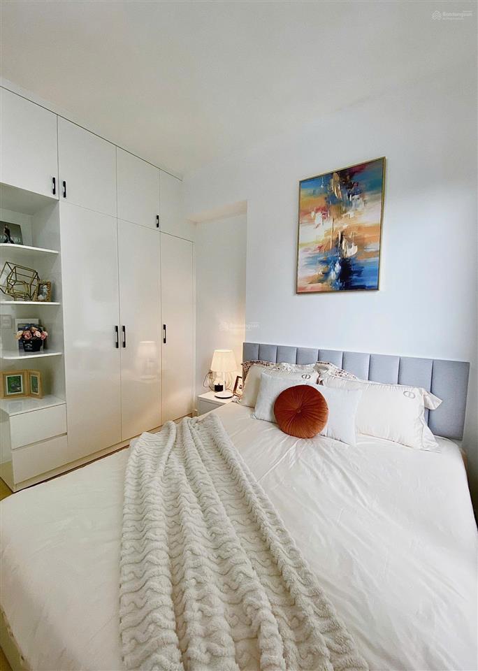 Chủ gửi bán gấp 2pn giá tốt nhất tt  sẵn hđt giá cao, cam kết hình thật.  0935 028 ***