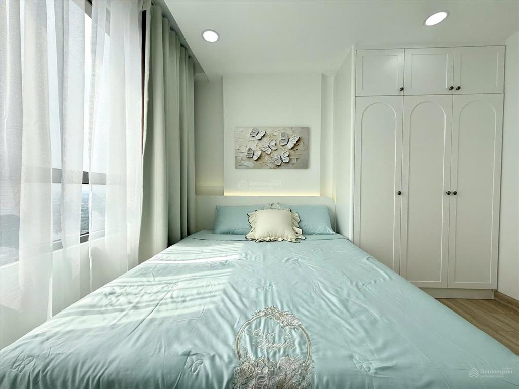 Chủ đi nước ngoài cần bán gấp 2pn giá tốt nhất thị trường.  0935 028 ***