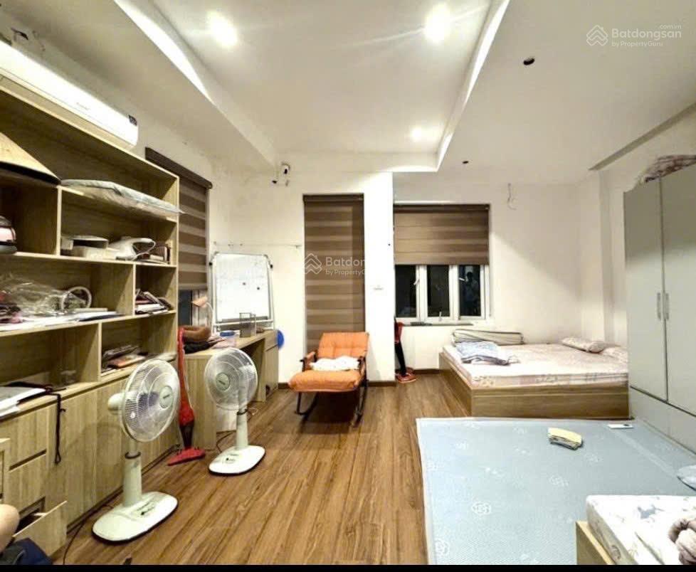 Bán gấp nhà lô góc phố mỹ đình kinh doanh sầm uất vừa ở vừa cho thuê giá 16.8 tỷ.