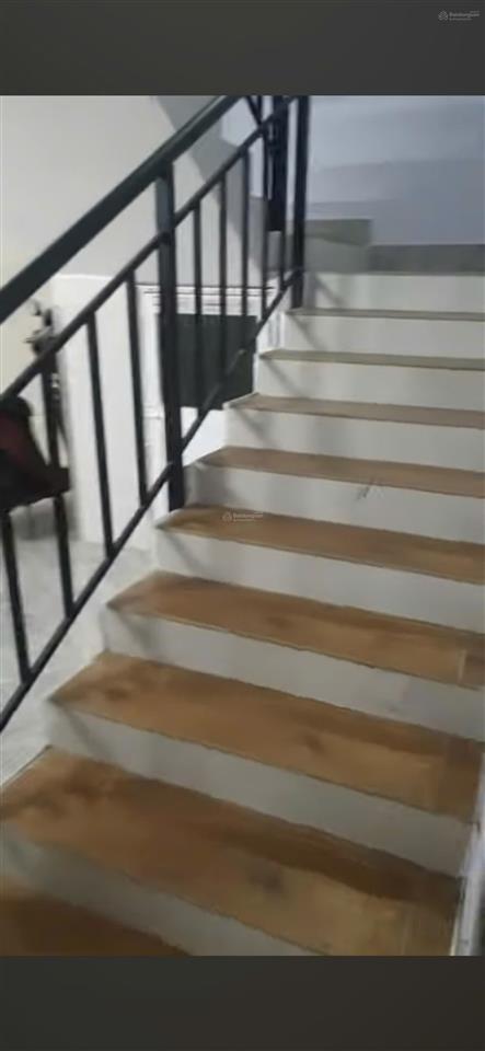 Phòng trọ 25m2 tại 33b hà bá tường p12 tân bình 2,8 triệu, miễn giữ xe, rác, nét. mới, an ninh