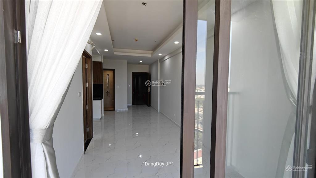 Opalskyline , chủ gởi căn 61m2 2pn ,2wc gần sân golf sông bé , bao thuế phí hổ trợ vay 70% .