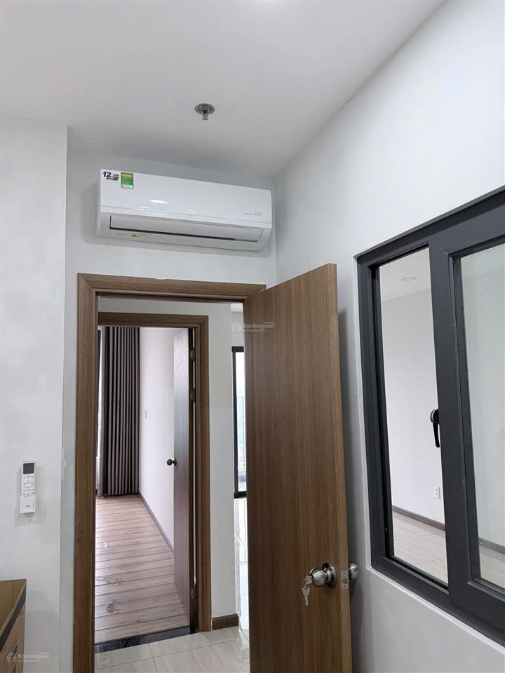 Bcons green view , bán căn 51m2 full nội thất xịn , căn 2pn giá chỉ 2ty280 . bao thuế phí sang tên