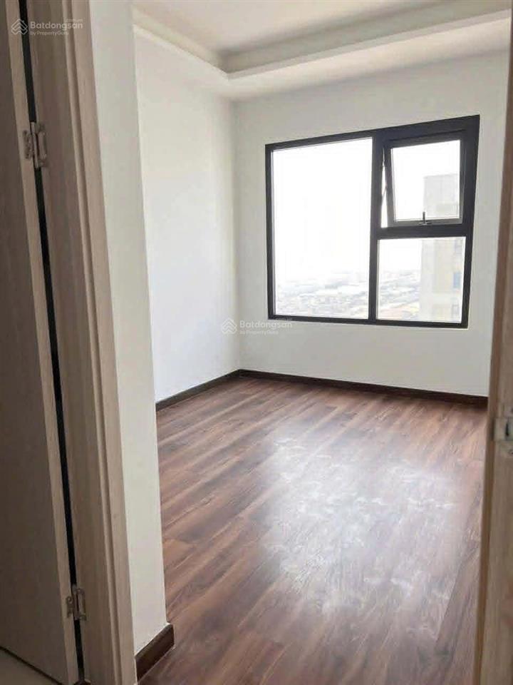 A&t sky garden , cần bán nhanh căn 95m² , 3pn 2wc . giá cạnh tranh 3ty580 , bao gồm thuế phí .