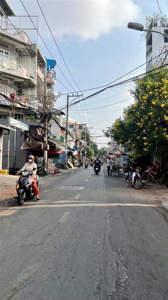 Nhà cứng cáp 29m2 hẻm xe hơi kế lê văn quới giáp tân phú chỉ 3ty750