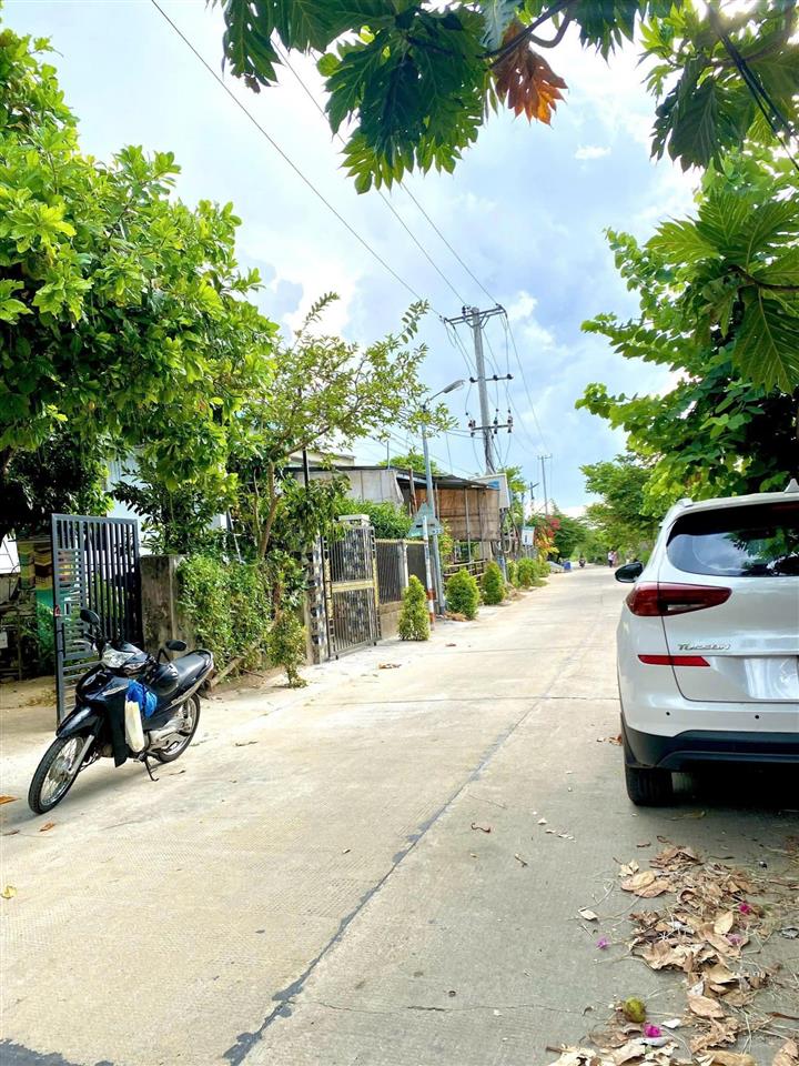 490 triệu chỉ còn 1 lô cuối cùng sát chợ phong thử bán nhanh