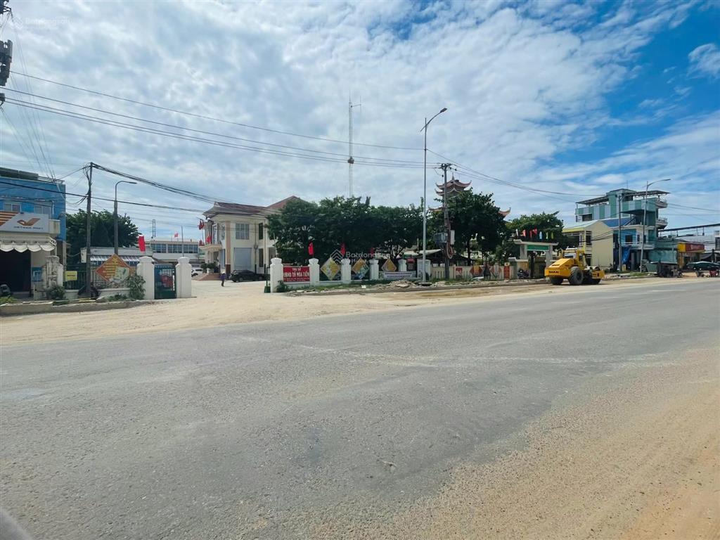 Mặt tiền ql14b phường hòa tiến  vị trí vàng cho nhà đầu tư đón đầu tăng trưởng