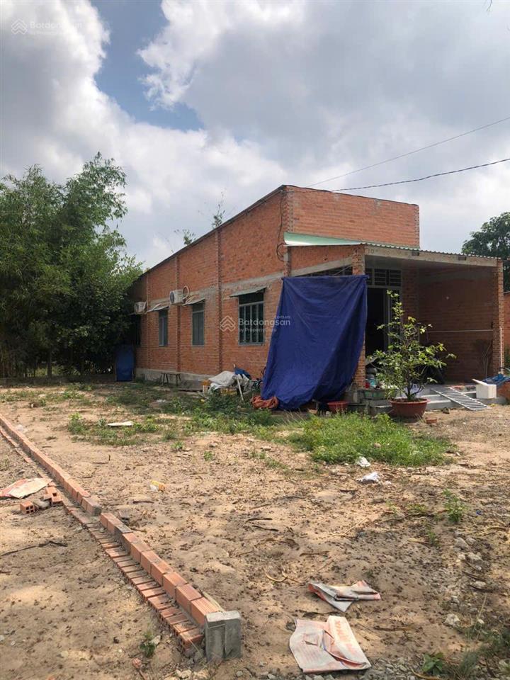 Bán lô đất full thổ cư 100% ngay nguyễn thị lắng xã tân phú trung 90m2 800tr sổ hồng riêng