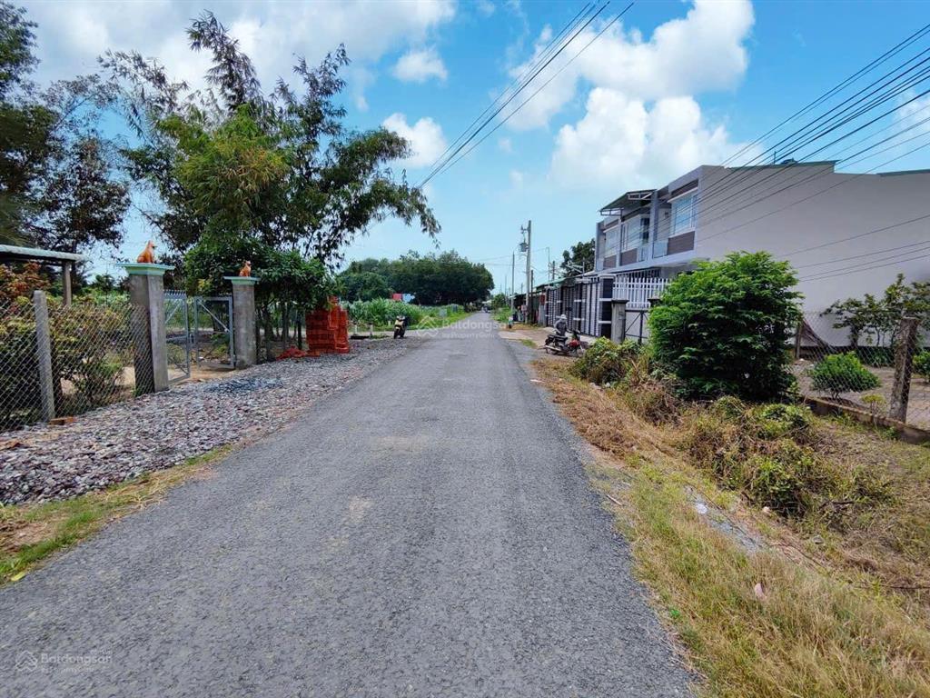 Bán nhanh lô đất 1 sẹc ngay ngã tư an bình đường đặng văn trước 379m2 200 thổ cư 800tr shr