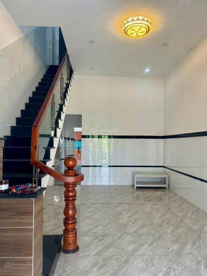 Nhà bán gấp ngay tt củ chi 90m2 1,4 tỷ sổ hồng riêng thương lượng khách thiện chí