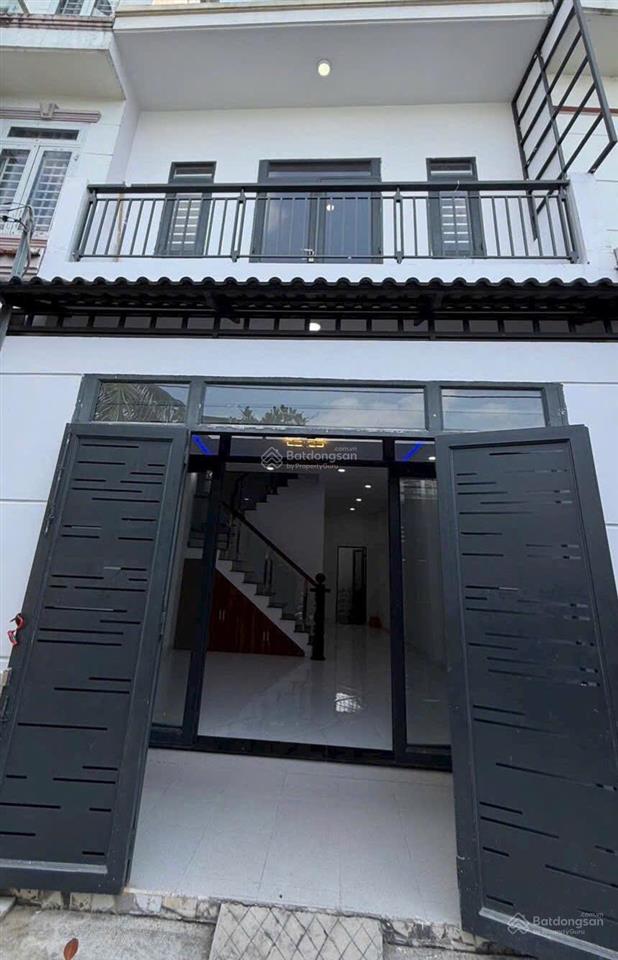 Cần tiền bán gấp căn nhà đường suối lội củ chi 100m2 sổ hồng riêng 1,4tỷ