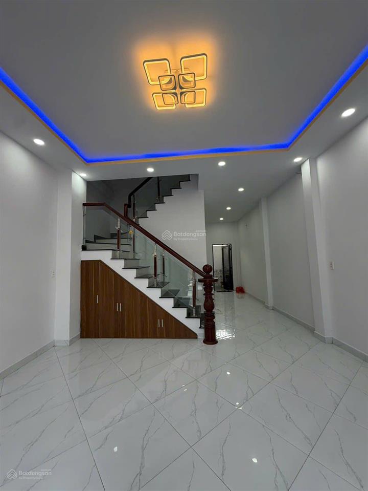 Cần tiền bán gấp căn nhà đường suối lội củ chi 100m2 sổ hồng riêng 1,4tỷ