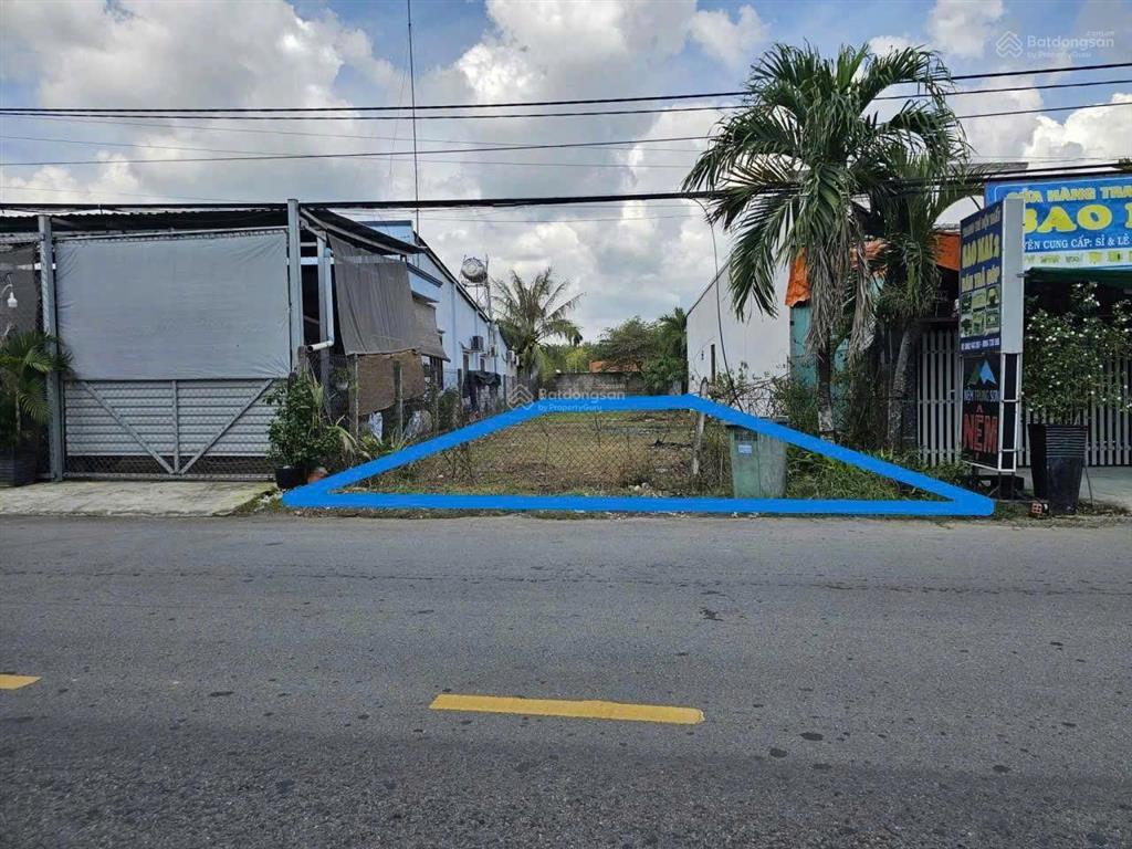 Ra nhanh lô đất giá ngon xã bà điểm hóc môn 119m2 1,3tỷ full thổ cư sổ hồng riêng