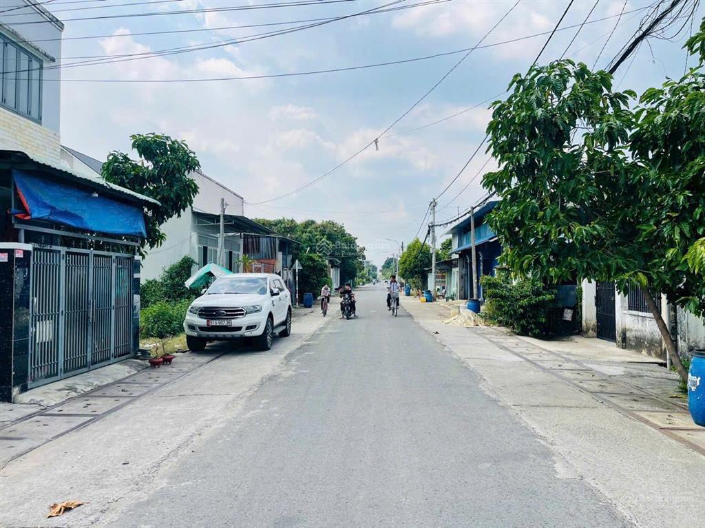 Ra nhanh lô đất giá ngon xã bà điểm hóc môn 119m2 1,3tỷ full thổ cư sổ hồng riêng