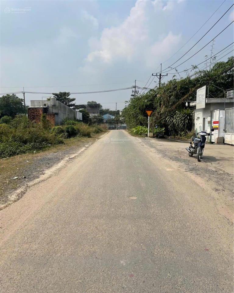 Chủ ngộp cần ra nhanh lô đất 1 sẹc ql22 ngay bệnh viện đa khoa củ chi 130m2 full thổ cư shr