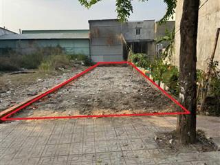 Bán gấp lô đất 1 sẹc ql22 ngay cầu vượt củ chi 95m2 full thổ 1,3 tỷ sổ hồng riêng