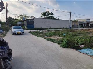 Còn lô góc ngay bệnh viện đa khoa củ chi 160m2 100m thổ 1,2 tỷ sổ hồng riêng , xây dựng được ngay