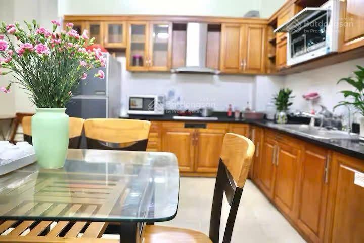 Bán nhà mặt ngõ phố triệu việt vương, lô góc 5 tầng, ô tô vào nhà 70m2 mt 8m chỉ 49,x tỷ 0915 162 ***