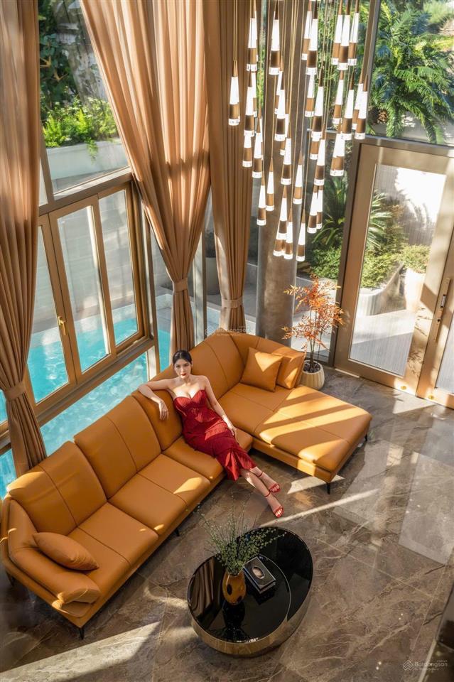 Biệt thự 6 phòng ngủ cao cấp, view pháo hoa cực đẹp full nội thất sang trọng luxury