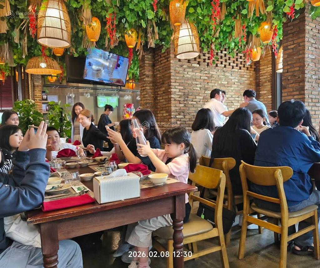 Cho thuê nhà c4 tiền chế mt đỗ bá gần biển, tuyến phố du lịch kinh doanh sầm uất