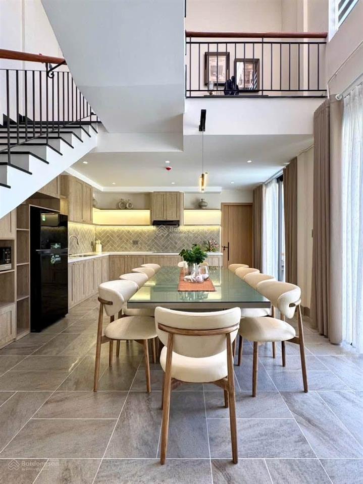 Villa 6 phòng full nội thất cao cấp, có hồ bơi cực đẹp