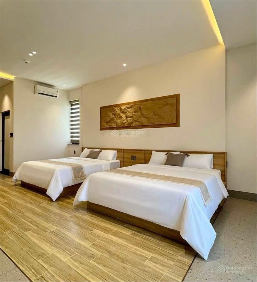 Villa 6 phòng full nội thất cao cấp, có hồ bơi cực đẹp