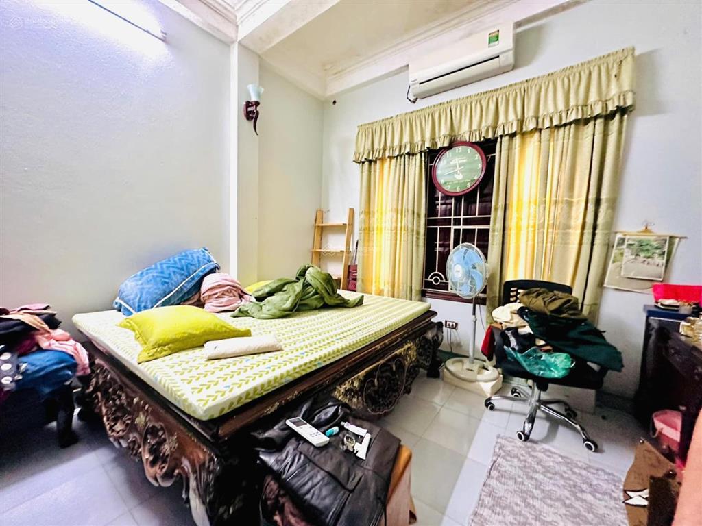 Bán nhà mặt phố chùa quỳnh, hai bà trưng, tiện kinh doanh 5 tầng 43m2 giá 19.9 tỷ  0983 320 ***