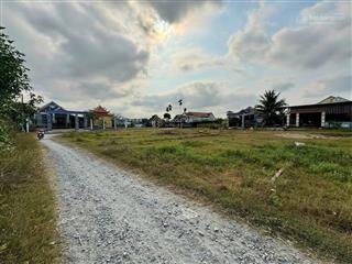 Đất đức hòa giá rẻ, sổ hồng riêng, 5x30 ( 150m2), giá chỉ có 650tr,  0704 794 ***