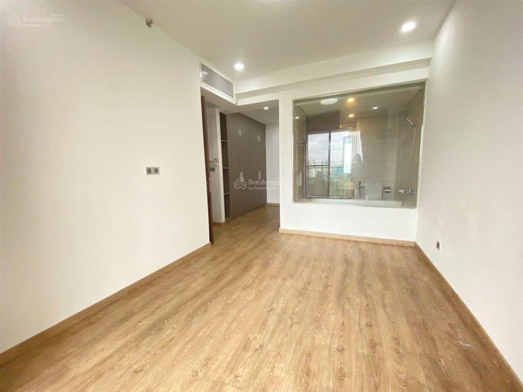 Bán midtown 3 phòng ngủ view sông, giá 13,6 tỷ.  0907 904 *** em loan