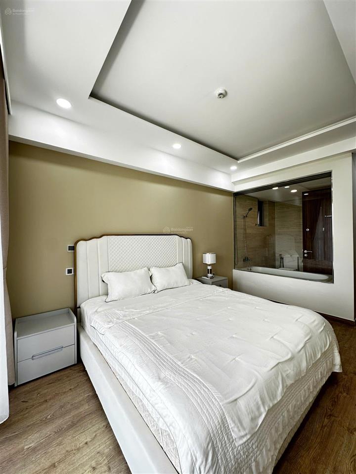 3pn the signature midtown  m7, 115m2, có ô xe giá 14,9 tỷ.  em loan 0907 904 ***