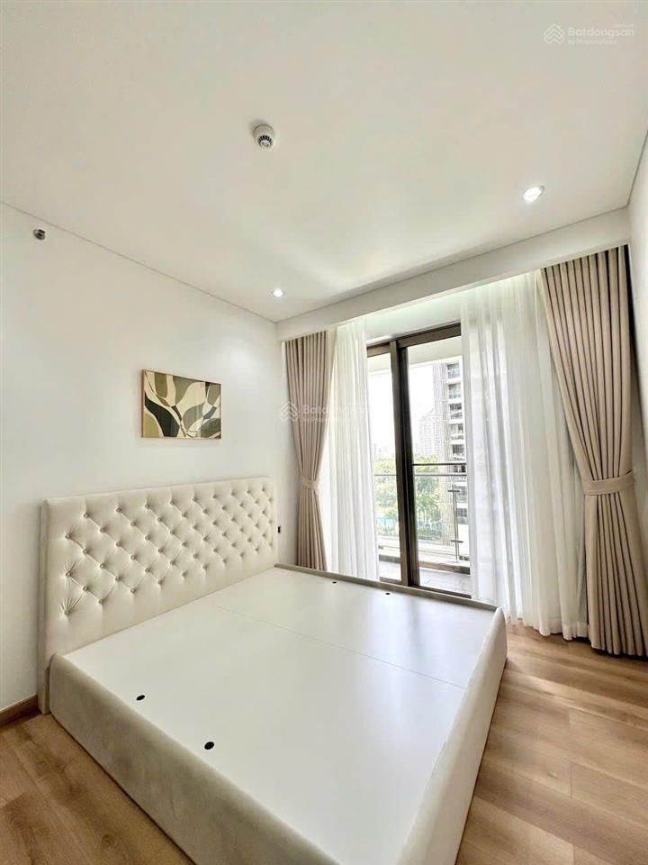 Bán midtown m8 the peak 3 phòng ngủ view sông giá 19 tỷ.  0907 904 ***