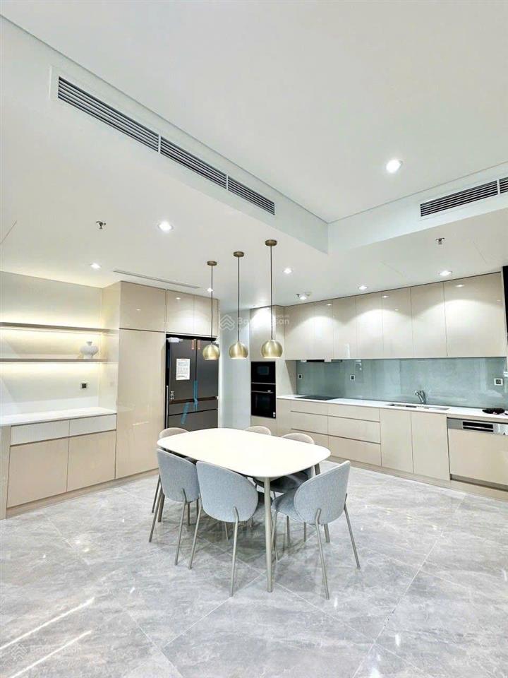 Bán midtown m8 the peak 3 phòng ngủ nội thất mới. 17,5 tỷ net.
 0907 904 *** em loan