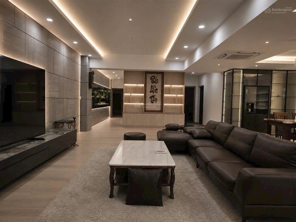Bán căn hộ sân vườn riverside residence  28 tỷ phú mỹ hưng.  em loan 0907 904 ***