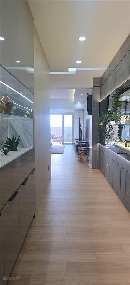 Bán căn hộ sân vườn riverside residence  28 tỷ phú mỹ hưng.  em loan 0907 904 ***