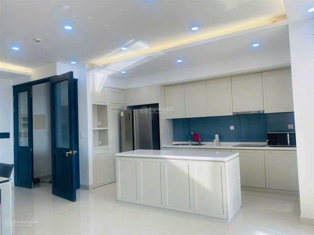 Cho thuê căn hộ riverpark premier  phú mỹ hưng view sông ban công dài.  0907 904 ***