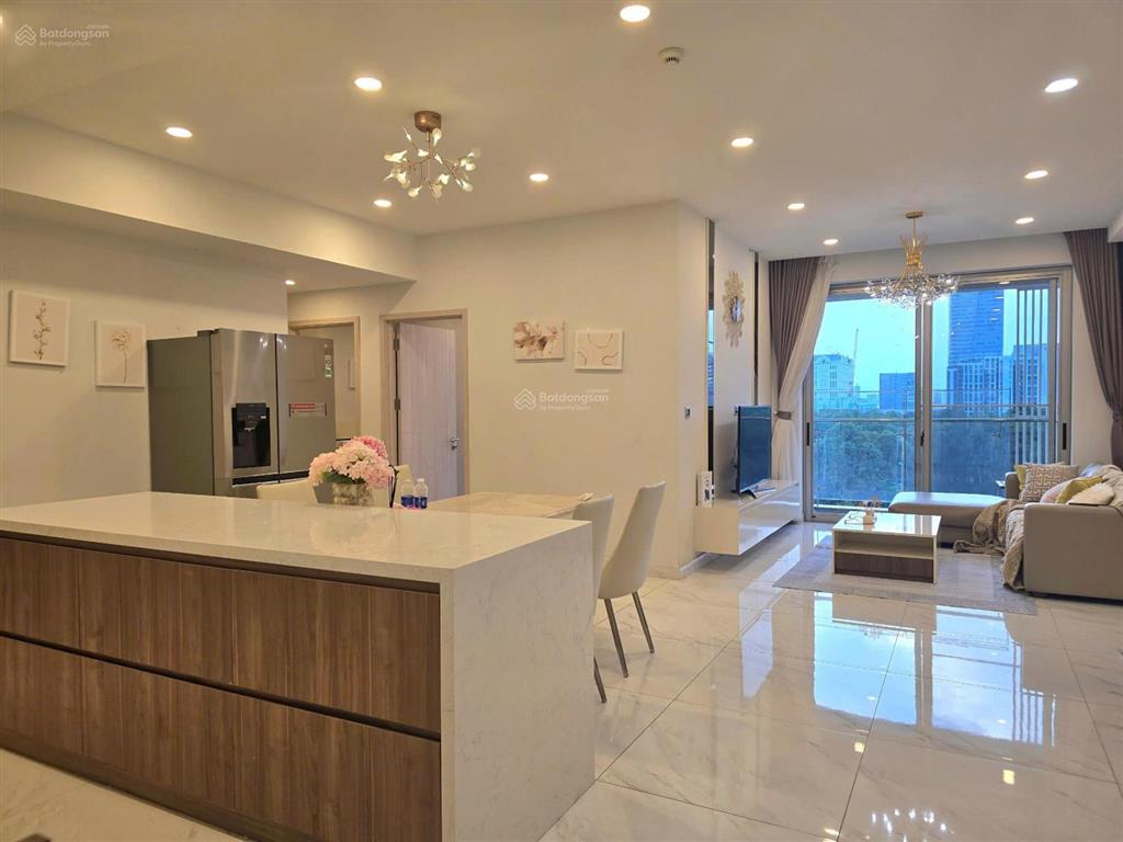 Bán căn hộ midtown 3 phòng ngủ, view sông, giá 15.5 tỷ.  0907 904 *** (zalo, viber)