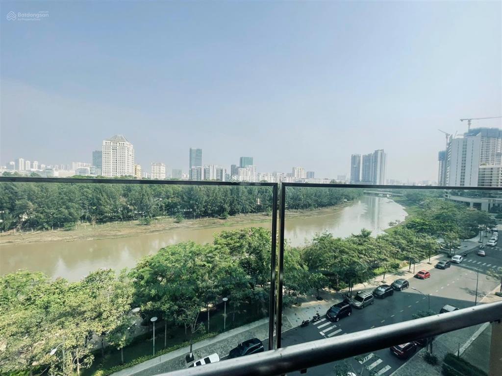 Bán căn hộ midtown 3 phòng ngủ, view sông, giá 15.5 tỷ.  0907 904 *** (zalo, viber)