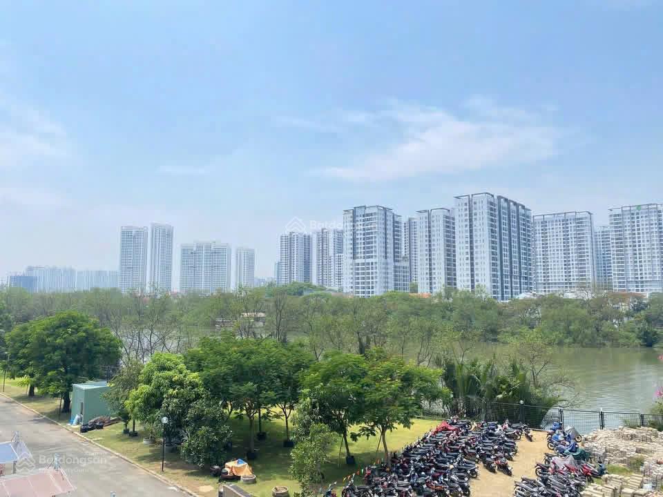 Bán căn hộ riverpark premier ban công dài  phú mỹ hưng.  0907 904 ***