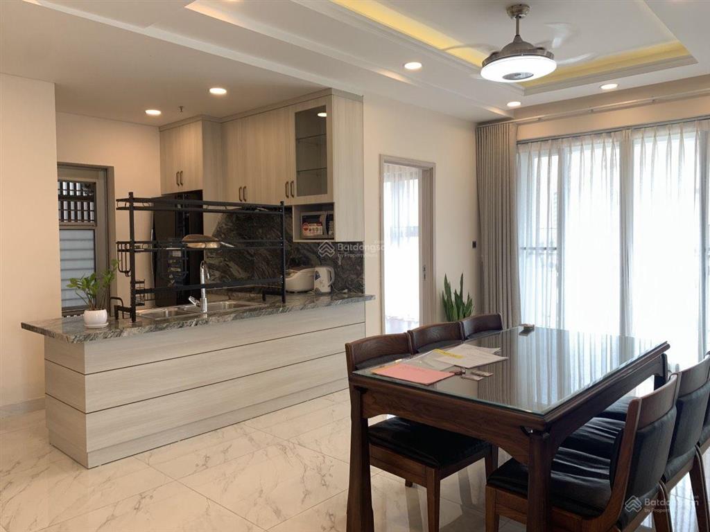 Bán midtown m5 110m2 giá 12 tỷ, sổ hồng.  0907 904 *** loan