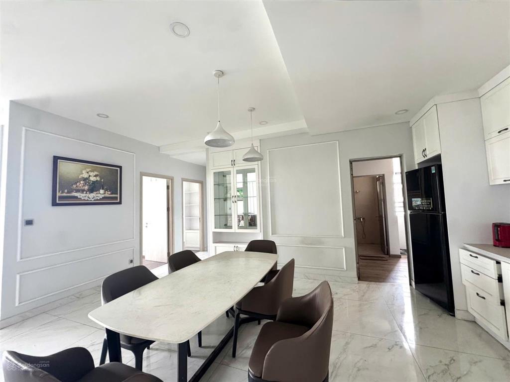 Bán midtown m5  phú mỹ hưng  căn góc view sông 135m2, giá 14,2 tỷ.  0907 904 ***