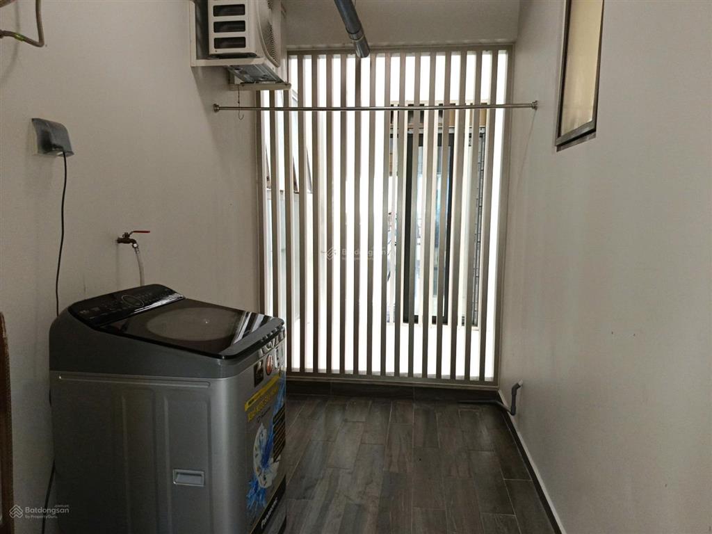 Bán căn hộ midtown m8 view biệt thự, có ô đậu xe.  0907 904 ***