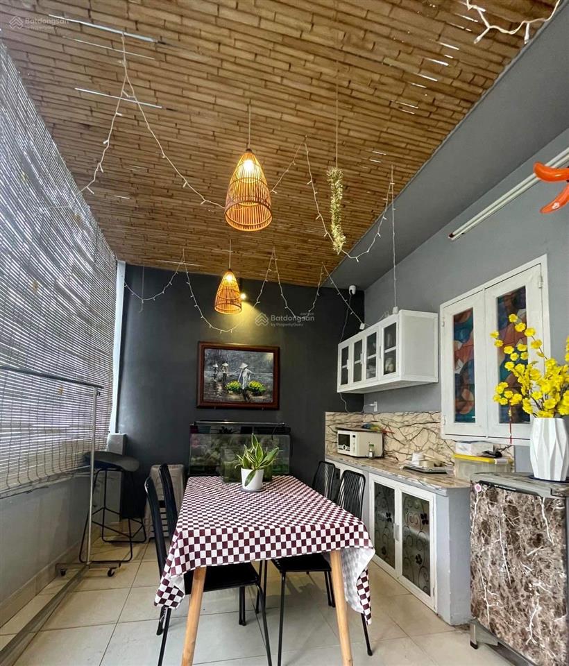 Cho thuê căn hộ mini 40m2 view đẹp giá 7tr, tại hẻm 25 nguyễn bỉnh khiêm, quận 1