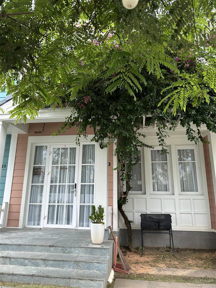 Chủ gởi bán phố florida full nt, 3 phòng ngủ cao cấp, cắt lỗ sâu chỉ 4,1 tỷ,  0915 090 ***