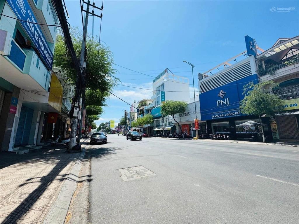 Bán nhà đường thái nguyên ngang 4,75m giá 21 tỷ