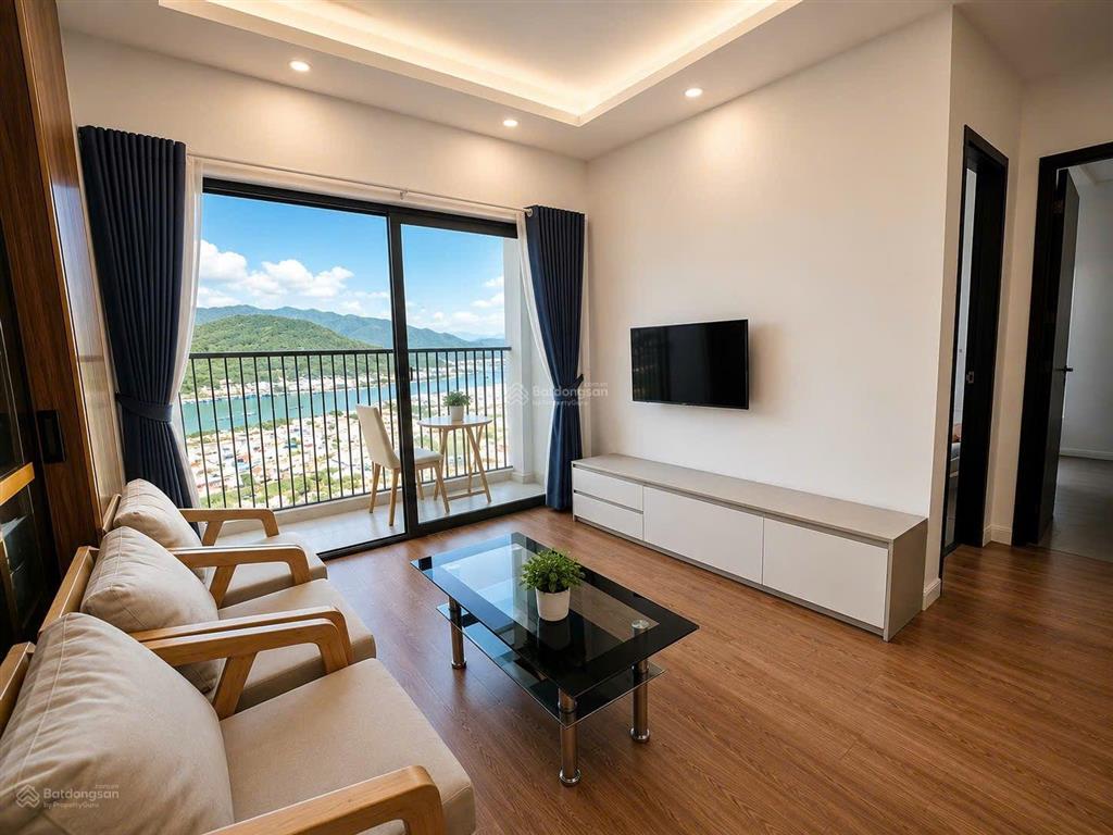 Bán chung cư ph tầng 22 view sông giá 2,22 tỷ  0977 667 *** tiến