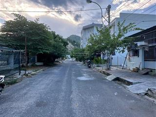 Đất mặt đường thân nhân trung 2 (vũ hữu), bắc nha trang. cách biển 600m