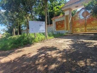 Đứa em cần tiền gửi nhờ bán giúp lô đất sổ hồng thổ cư, đường ô tô