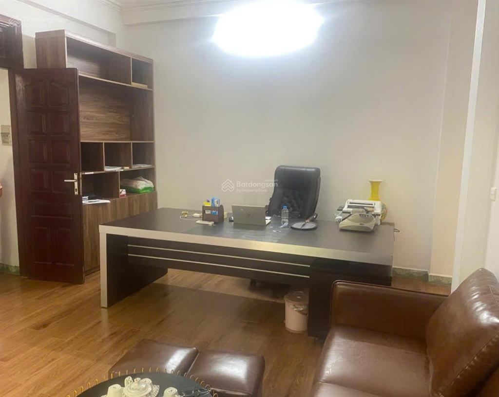 Cho thuê văn phòng siêu đẹp tại trung kính  full nội thất  vào làm việc ngay!