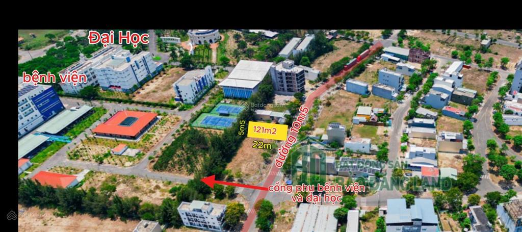Bán lô góc sát ngay trường đại học fpt, rất thích hợp việc kinh doanh hoặc xây căn hộ cho thuê.