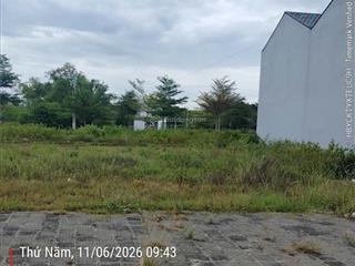 Lô view sông ngang 6m. đường 7m5 cách đại học fpt chỉ 400m. giá bán lỗ sâu